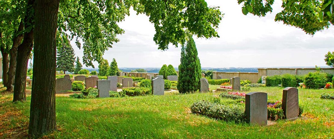 Erdbestattung - Friedhof Beisetzung